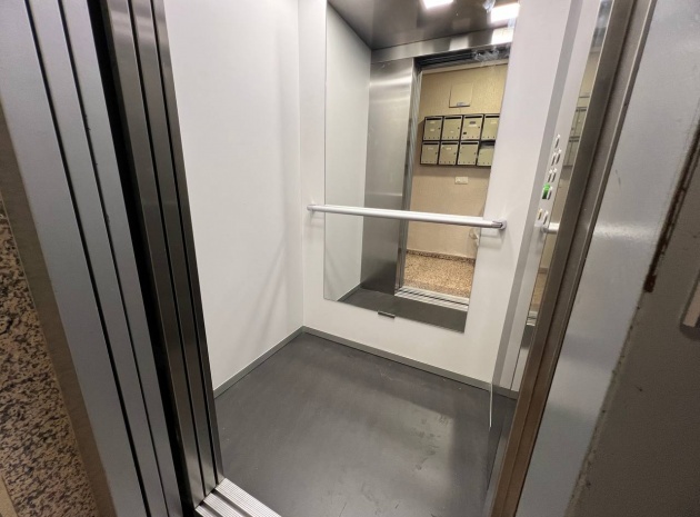 Wederverkoop - Appartement - Torrevieja - Beachside Torrevieja