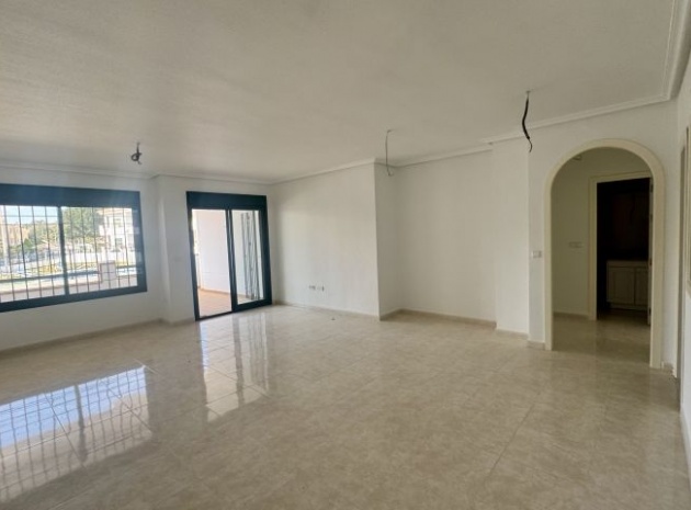Resale - Apartment - Campoamor