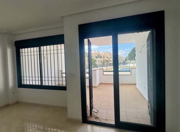 Resale - Apartment - Campoamor