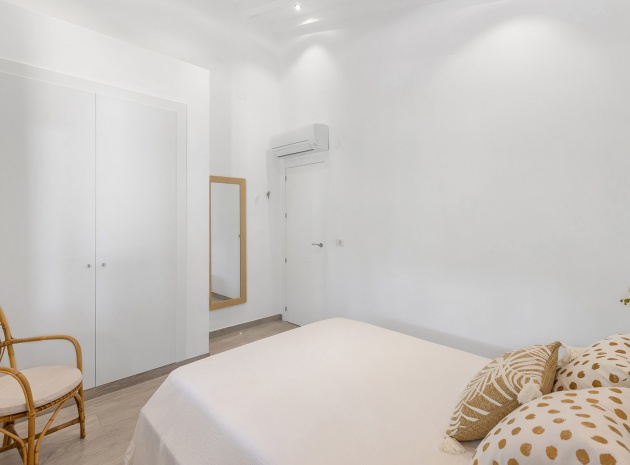 Wederverkoop - Villa - Punta Prima - beachside punta prima