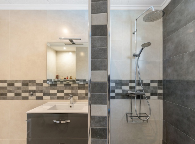 Wederverkoop - Villa - Punta Prima - beachside punta prima