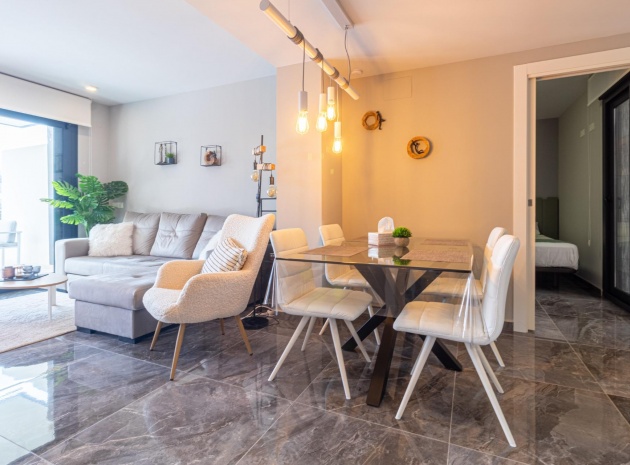 Återförsäljning - Lägenhet - Los Altos - Res. El Amanecer