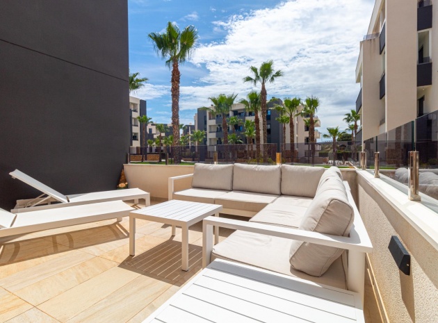 Återförsäljning - Lägenhet - Los Altos - Res. El Amanecer