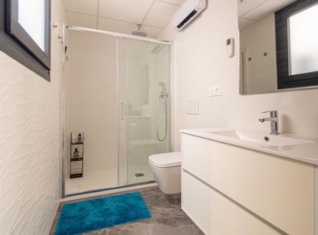 Återförsäljning - Lägenhet - Los Altos - Res. El Amanecer