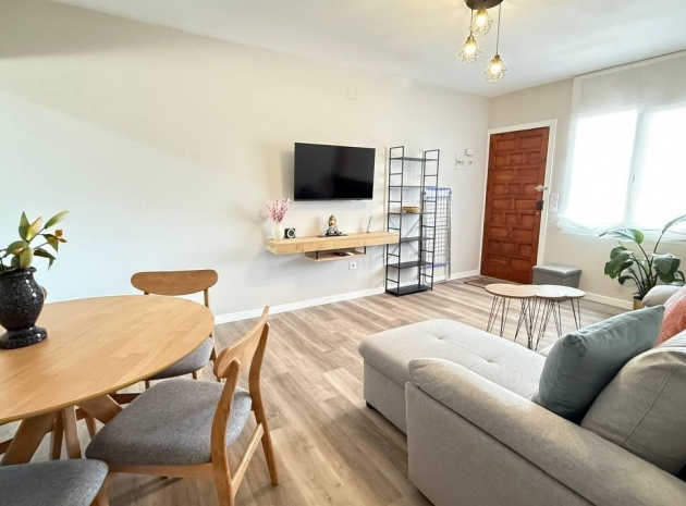 Resale - Apartment - Cabo Roig - la regia