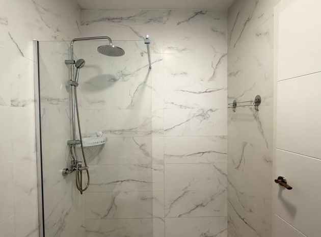 Resale - Apartment - Cabo Roig - la regia