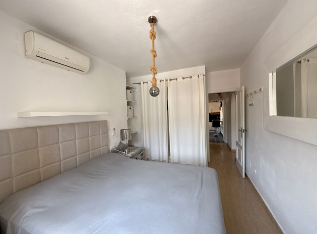 Revente - Appartement - Villamartin - El Galan