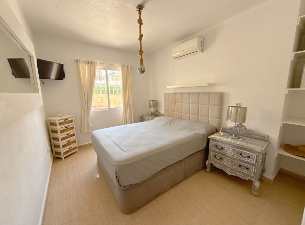 Revente - Appartement - Villamartin - El Galan