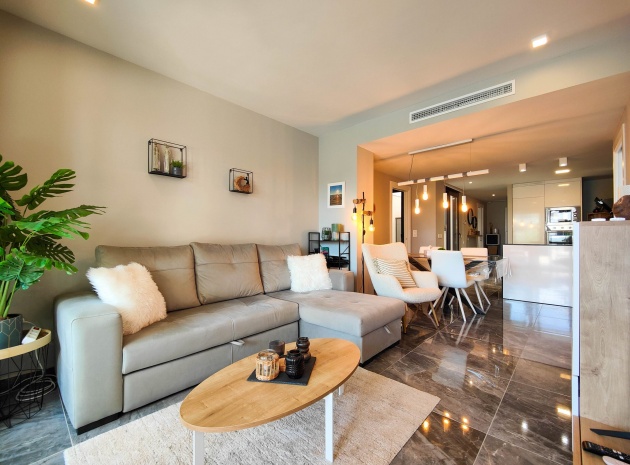 Återförsäljning - Lägenhet - Los Altos - Res. El Amanecer