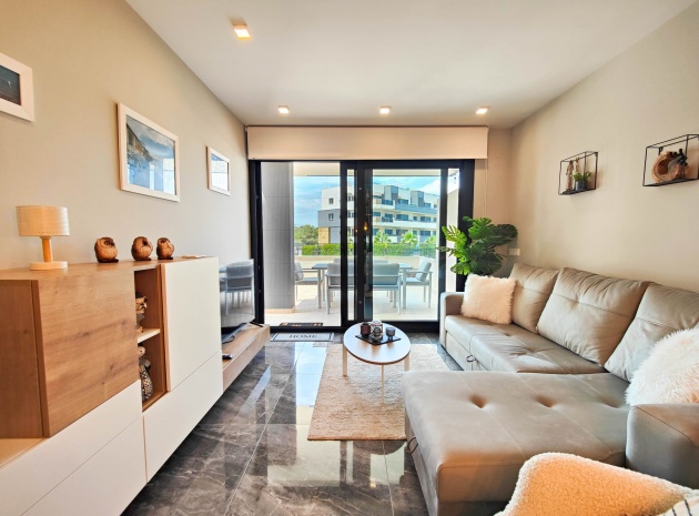 Återförsäljning - Lägenhet - Los Altos - Res. El Amanecer