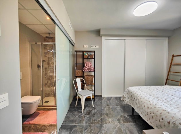 Återförsäljning - Lägenhet - Los Altos - Res. El Amanecer