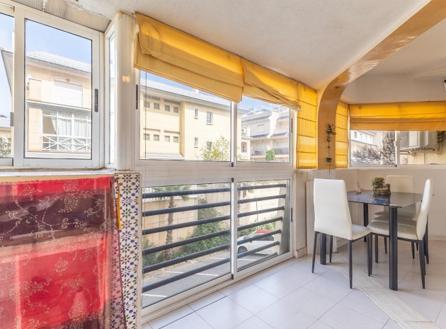 Återförsäljning - Lägenhet - Torrevieja - la veleta