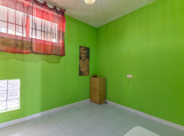 Återförsäljning - Lägenhet - Torrevieja - la veleta