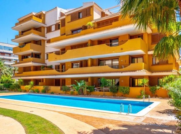 Wederverkoop - Appartement - Punta Prima - la entrada