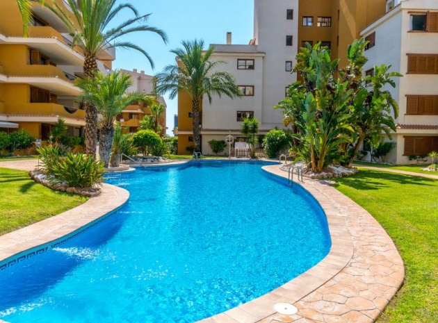 Wederverkoop - Appartement - Punta Prima - la entrada