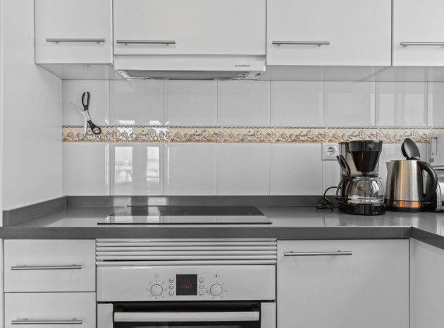 Resale - Apartment - Torrevieja - Beachside Torrevieja