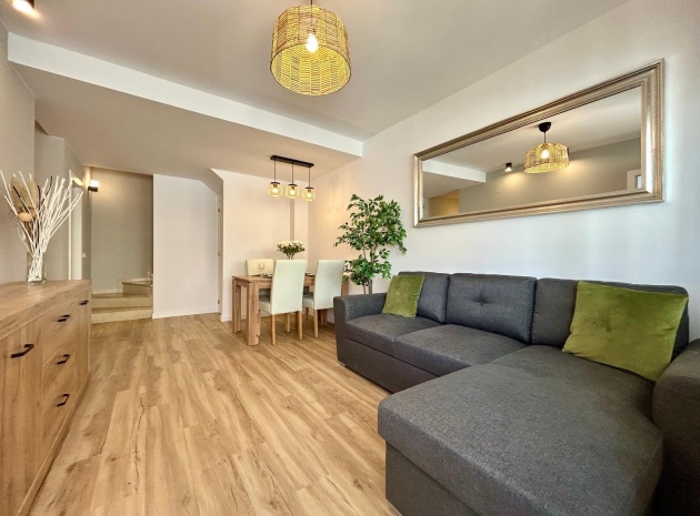 Resale - Villa - Punta Prima - los naranjos