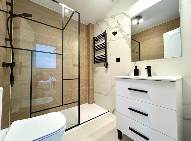 Resale - Villa - Punta Prima - los naranjos