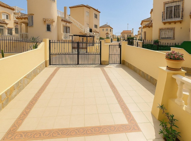 Återförsäljning - Radhus - Playa Flamenca - las chismosas