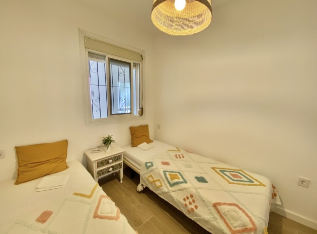 Återförsäljning - Bungalow - Playa Flamenca