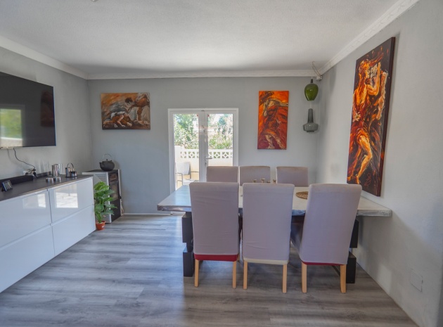 Återförsäljning - Villa - Los Montesinos