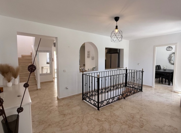 Återförsäljning - Villa - Villamartin - las ramblas