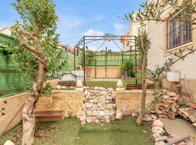 Resale - Apartment - Los Altos