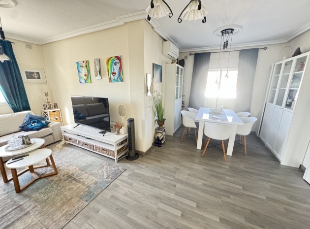 Återförsäljning - Villa - Ciudad Quesada