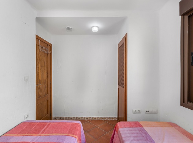 Resale - Apartment - Punta Prima - punta marina