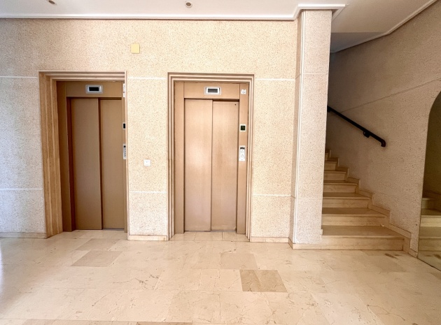 Resale - Apartment - Campoamor - dehesa de campoamor