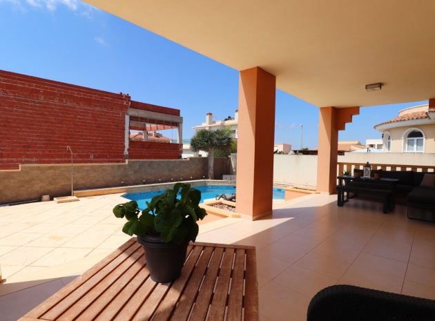 Återförsäljning - Villa - Ciudad Quesada - La Fiesta