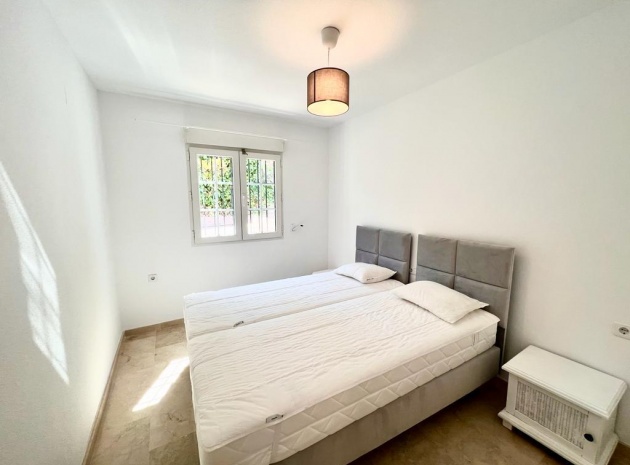 Återförsäljning - Bungalow - Villamartin - rioja