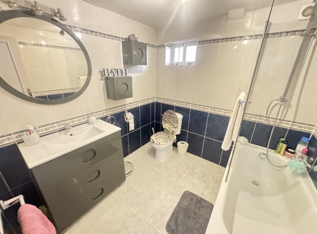 Wiederverkauf - Villa - Villamartin - El Galan