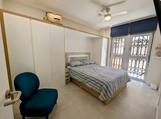 Återförsäljning - Lägenhet - Villamartin - Los Dolses