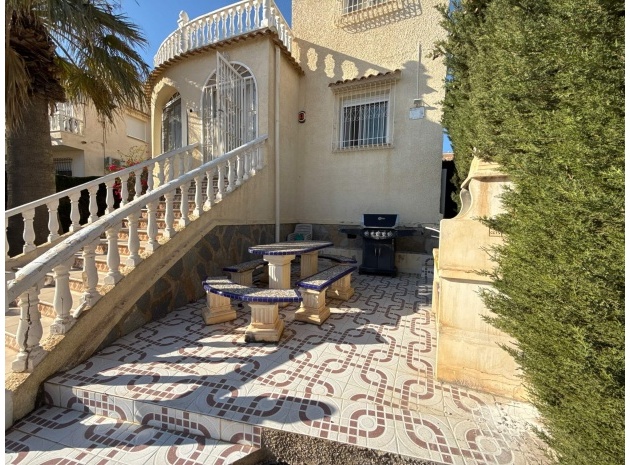 Wiederverkauf - Villa - Villamartin - el presidente