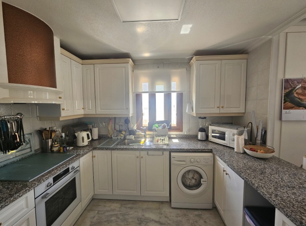 Resale - Apartment - Villamartin