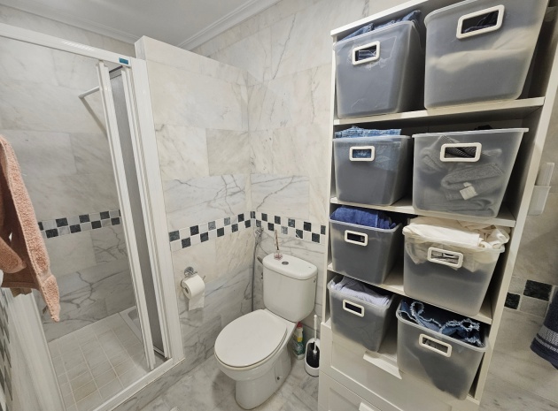 Resale - Apartment - Villamartin