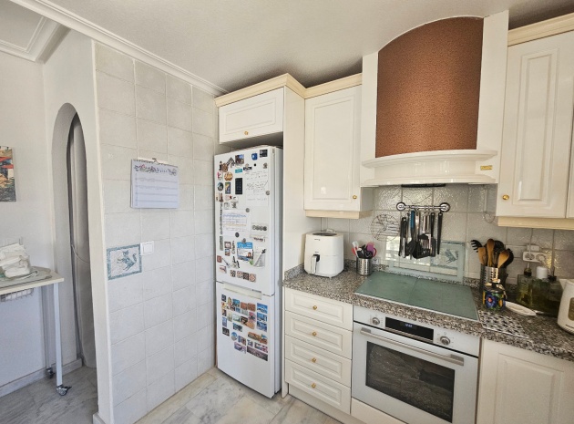 Resale - Apartment - Villamartin