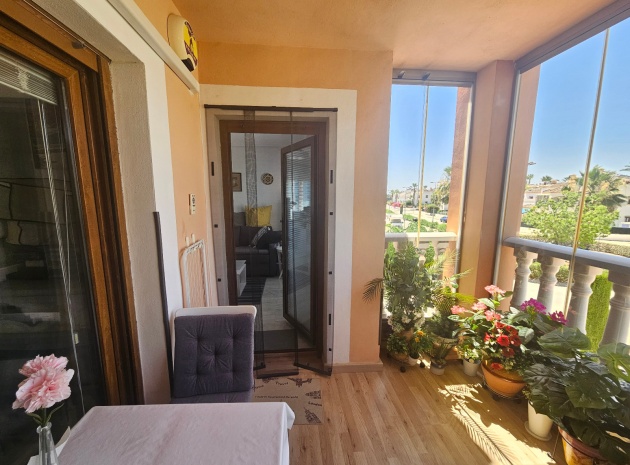 Resale - Apartment - Villamartin