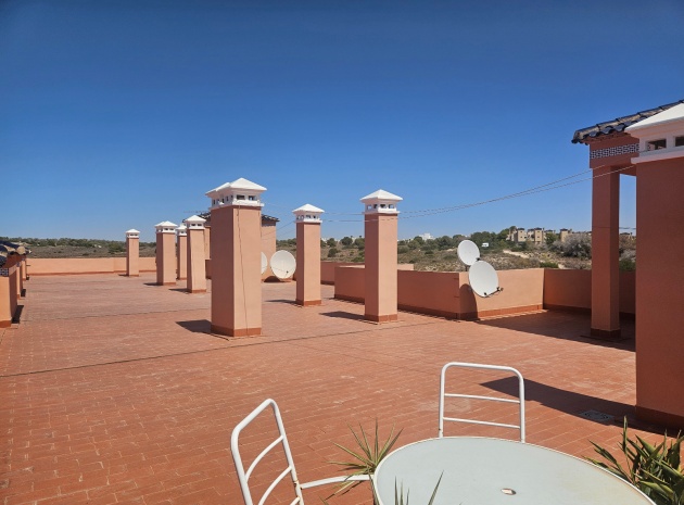 Resale - Apartment - Villamartin