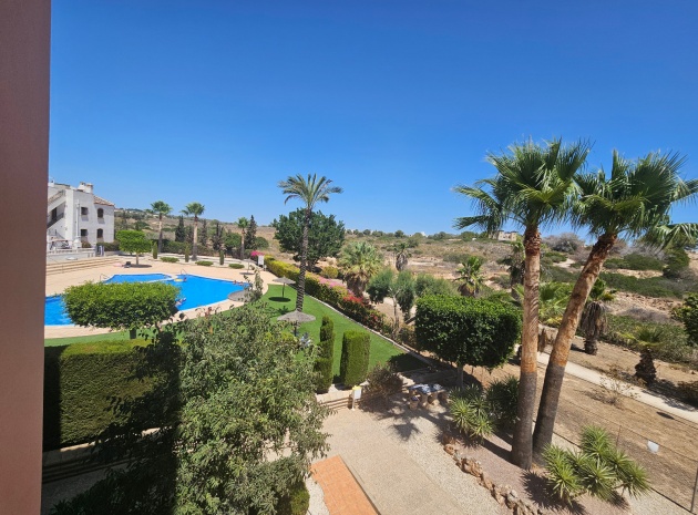 Resale - Apartment - Villamartin