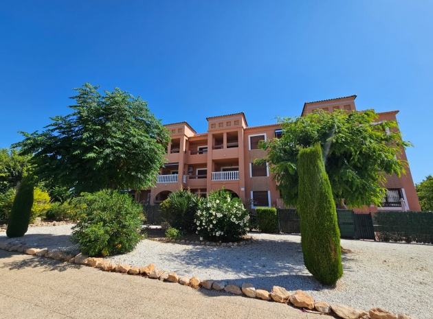 Resale - Apartment - Villamartin
