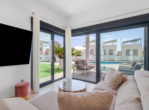 Resale - Villa - Villamartin - PAU 26