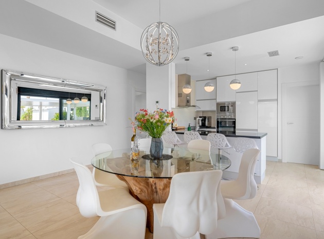 Resale - Villa - Villamartin - PAU 26