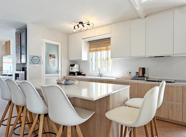 Resale - Villa - Villamartin - rioja