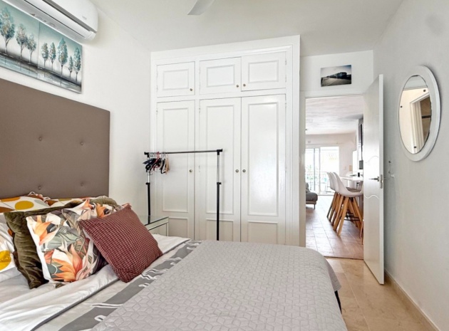 Resale - Villa - Villamartin - rioja