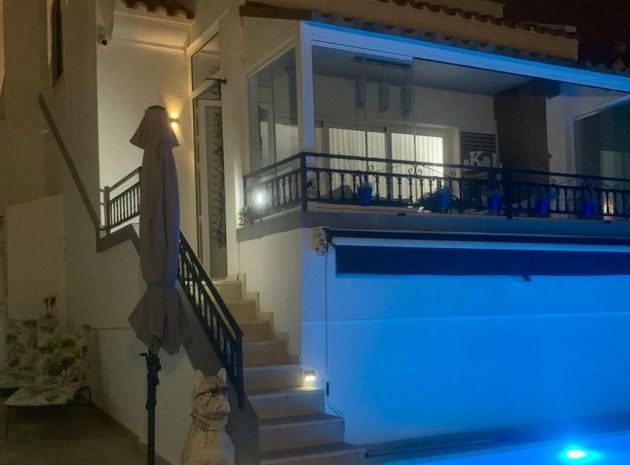 Resale - Villa - Villamartin - rioja