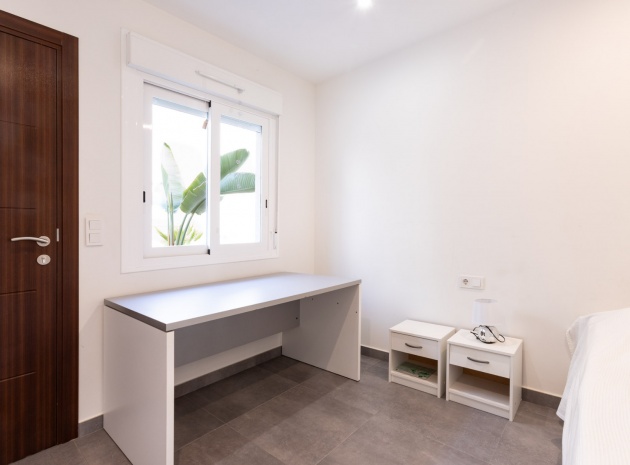 Wiederverkauf - Wohnung - Torrevieja - Aguas Nuevas