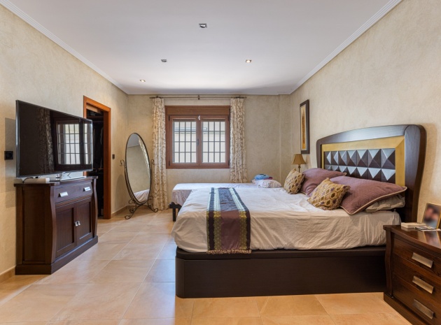 Återförsäljning - Villa - Los Montesinos - La Herrada