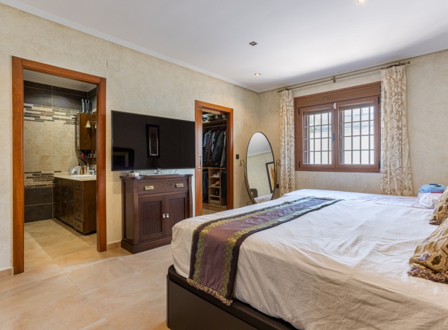 Återförsäljning - Villa - Los Montesinos - La Herrada